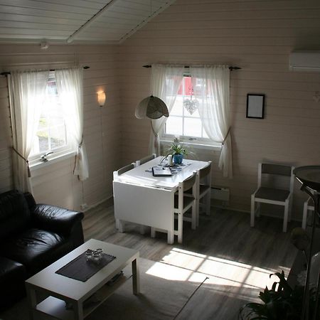 Tinabua Rorbu Lofoten Stamsund Bagian luar foto