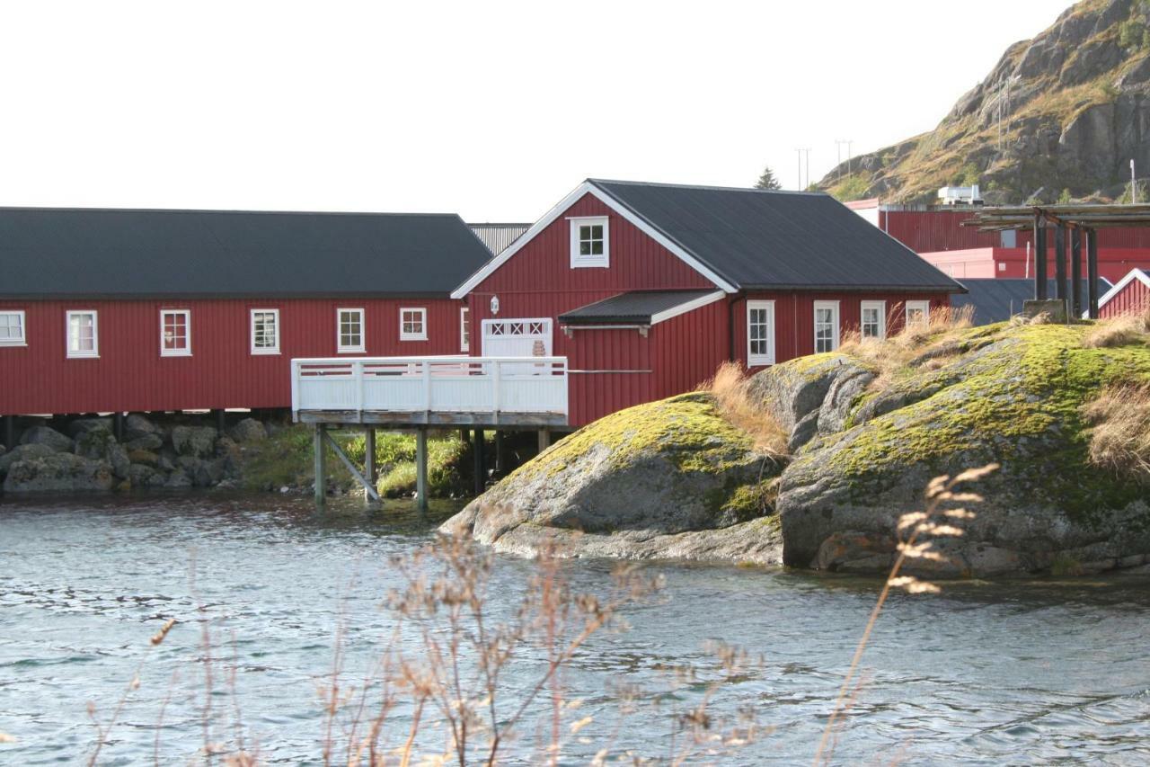 Tinabua Rorbu Lofoten Stamsund Bagian luar foto